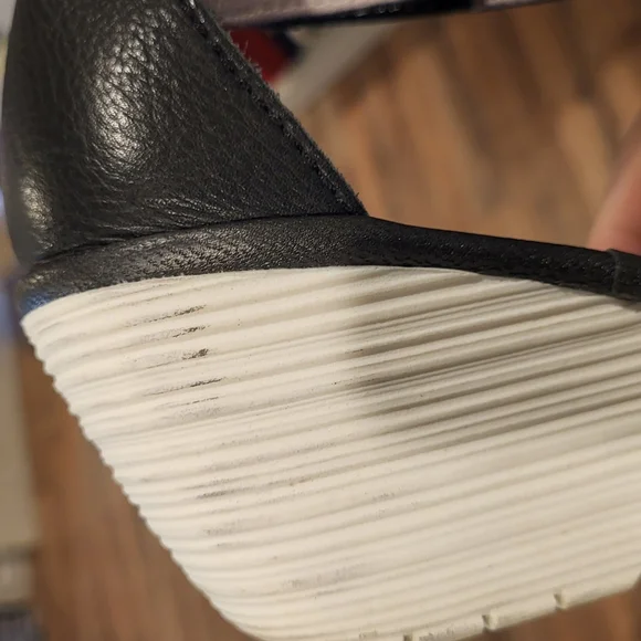 FLY London Women's Brito Sandals Black & Off White Size 37 (US 6-6.5) - Picture 4 of 13